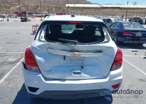 2018 Chevrolet Trax Ls z USA, uszkodzony, nr VIN KL7CJKSBXJB723376